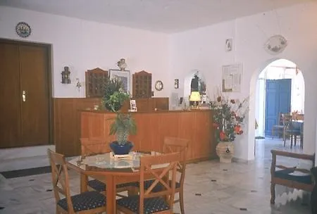 Paradise מלון דירות Akrotírion